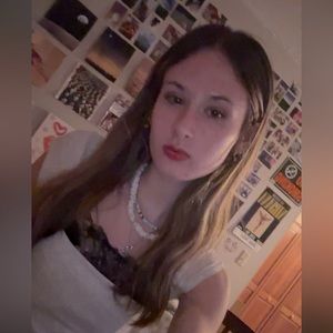 Meet your Posher, Riley